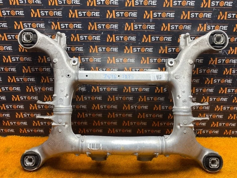 Балка поперечная (подрамник) Bmw 5-Series 2010 33316799103 F10 N52B30A, задняя