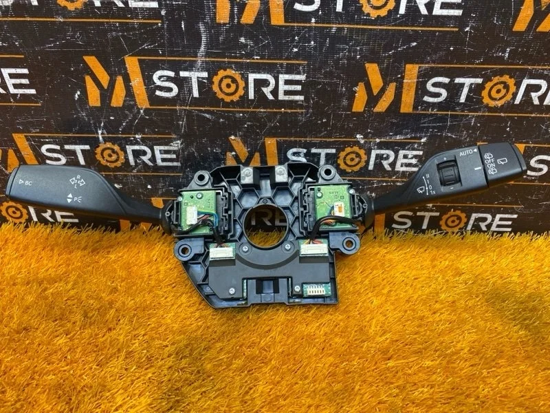 Блок подрулевых переключателей BMW X1 2015 61319368599 F48 B48A20A