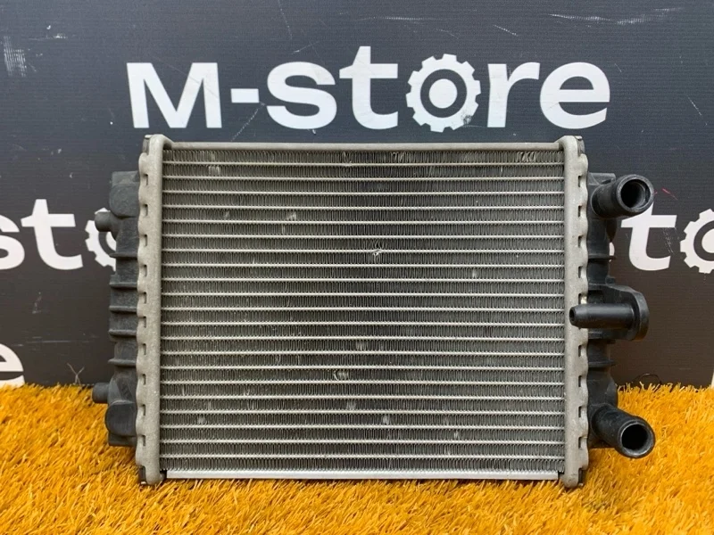 Радиатор ДВС Audi A7 2011 8K0121212B 4G CGWB, левый