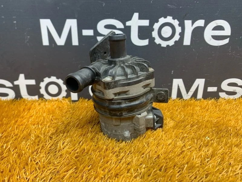 Помпа дополнительная Audi A7 2011 8K0965567 4G CGWB