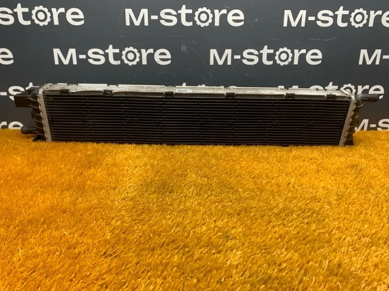 Интеркулер Audi A7 2013 8K0145804F 4G CGW