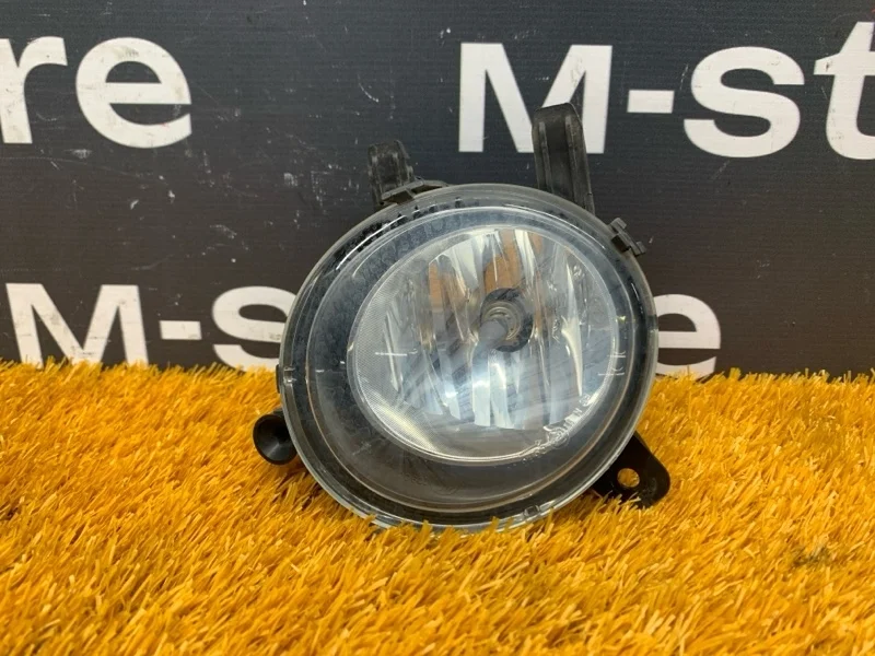Фара противотуманная BMW 1-Series 2013 63177248912 F20 N13B16A, правая