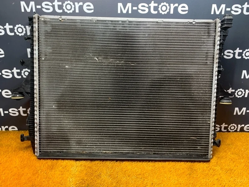 Радиатор ДВС Audi Q7 2007 7L0121253A 4LB BAR