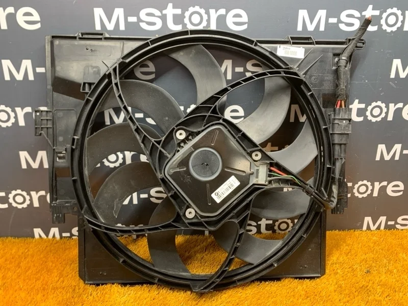 Вентилятор радиатора Bmw 1-Series 2013 17427640509 F20 N13B16A
