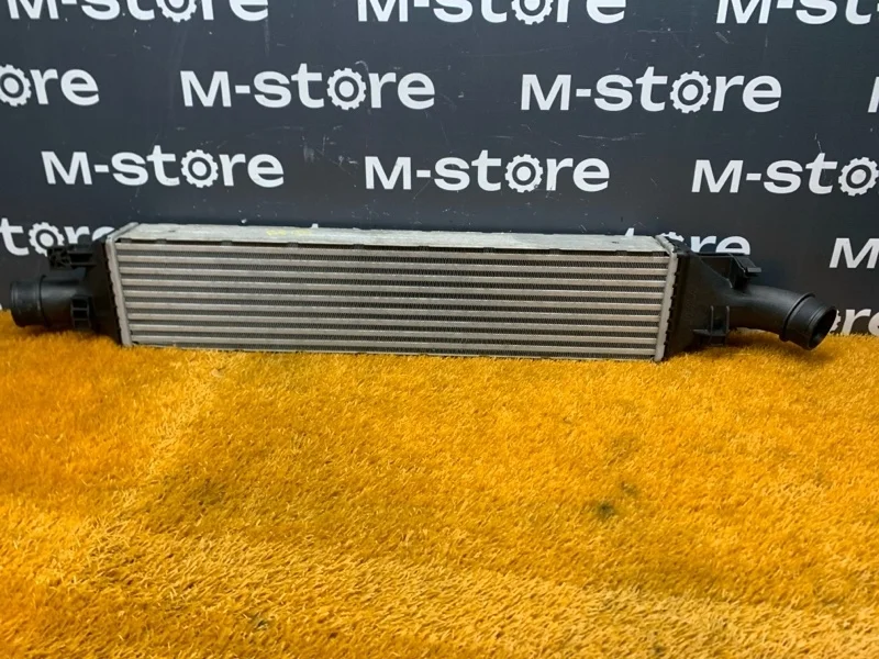 Интеркулер Audi Q3 2012 8U0145803B 8U CPSA