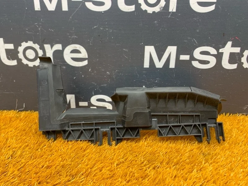 Воздуховод радиатора Mercedes-Benz Cla-Class 2013 A2465050330 C117 270.910, левый