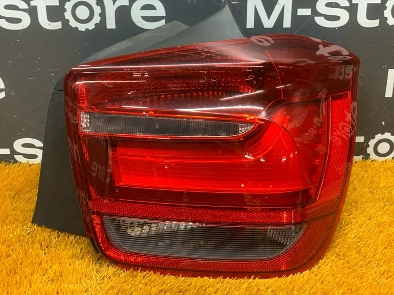 Фонарь задний BMW 1-Series 2011 63217241544 F20 N13B16A, правый
