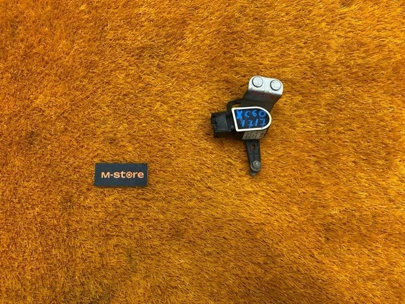 Датчик высоты дорожного просвета Volvo Xc60 2016 31288272 DZ61 B5254T12, передний правый