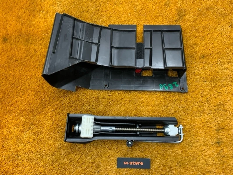 Домкрат Mercedes-Benz E-Class 2006 A2115830215 W211 272.964