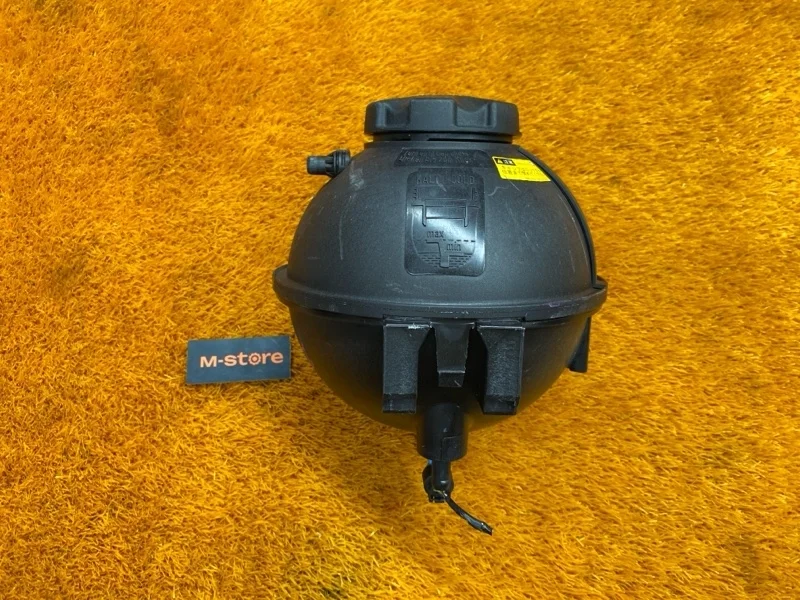 Бачок расширительный Bmw X3 2012 17137823544 F25 N20B20A