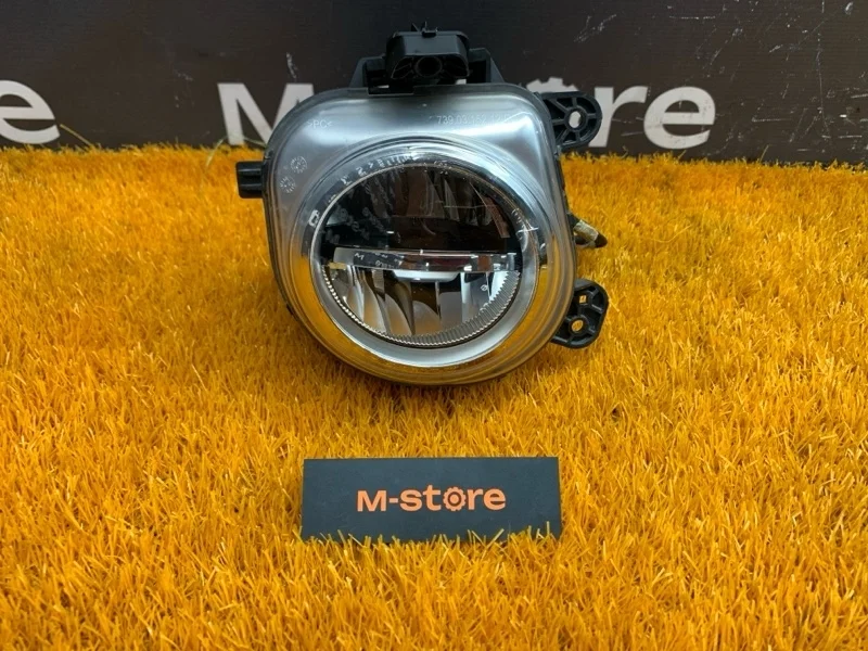 Фара противотуманная Bmw X5 2013 63177317252 F15 N57D30A, правая