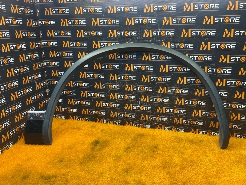 Накладка на крыло Volkswagen Touareg 2013 7P6853718C 7P CGRA, передняя правая