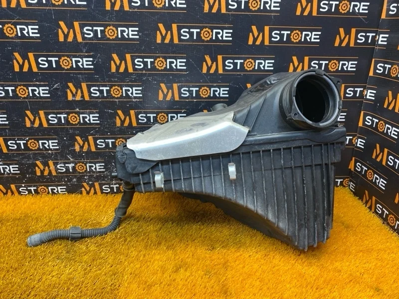 Корпус воздушного фильтра Volkswagen Touareg 2013 7P6129601H 7P CGRA