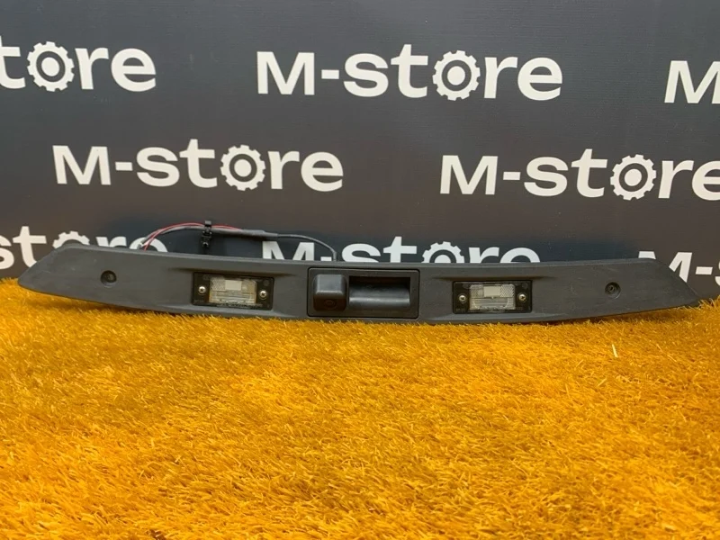 Ручка двери багажника Volkswagen Tiguan 2009 5N0827566A 5N CAWB