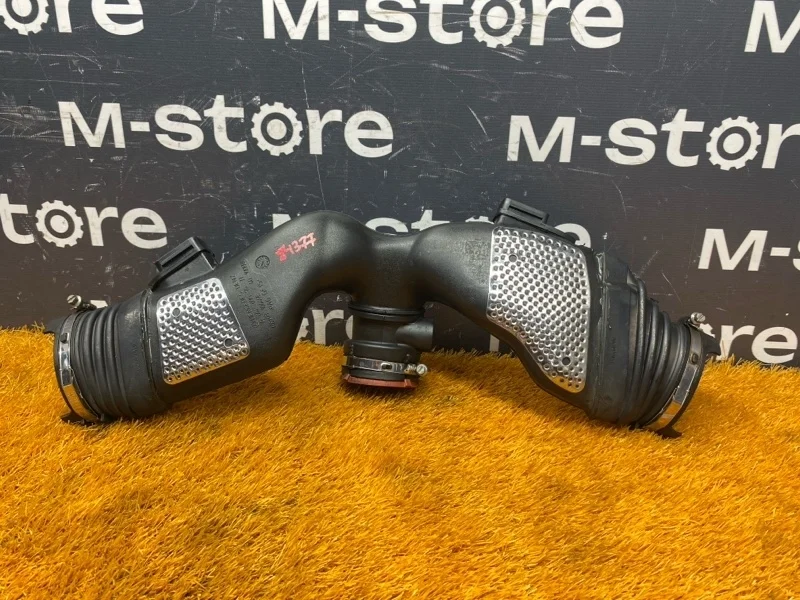 Патрубок воздушного фильтра Mercedes-Benz E-Class 2010 A6420907437 W212 642.850