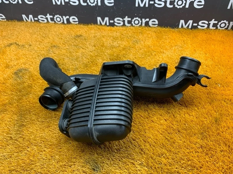 Резонатор воздушного фильтра Audi Q5 2012 8K0129955A 8R CNCD