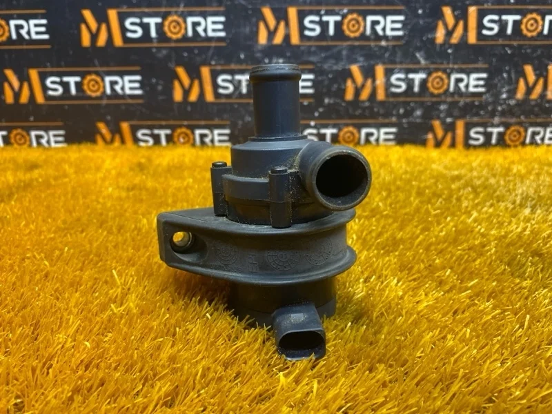 Помпа дополнительная Audi Q3 2013 1K0965561J 8U CPSA