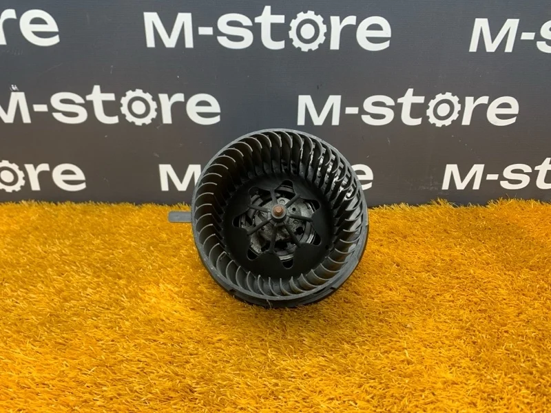 Мотор печки Audi Q3 2013 1K2820015G 8U CPSA