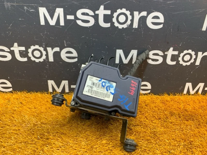 Блок ABS Volkswagen Tiguan 2011 5N0614109Q 5N CCZC