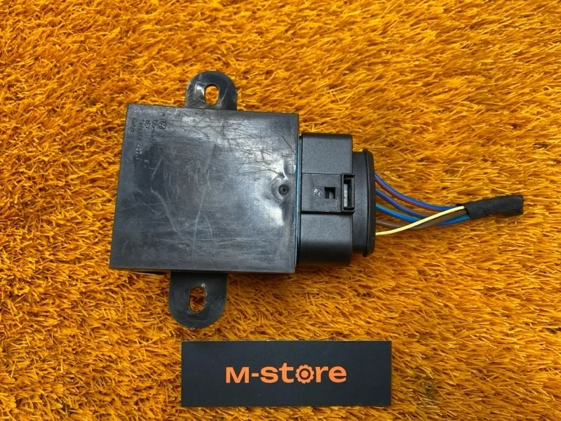 Блок управления топливным насосом Audi Q3 2014 5N0906093C 8U CCZC