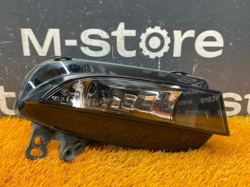 Фара противотуманная Audi A5 2013 8T0941700F 8T CDN, правая