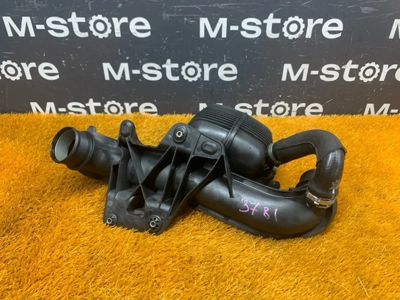 Резонатор воздушного фильтра Audi A5 2013 8K0129955A 8T CDN