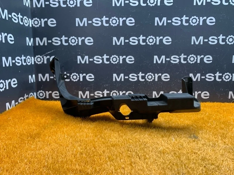 Кронштейн фары BMW X1 2012 51642990180 E84 N20B20A, правый