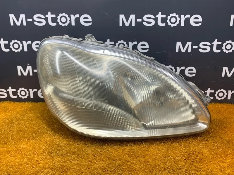 Фара Mercedes-Benz S-Class 2000 A2208201061 W220 113.941, правая