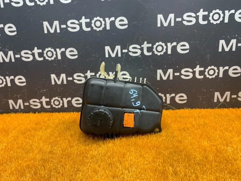 Бачок расширительный Mercedes-Benz Clk-Class 2004 A2035000049 C209 112.955