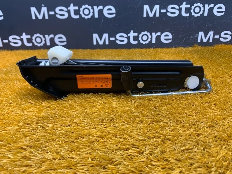 Домкрат Mercedes-Benz E-Class 2008 A2115830215 W211 272.922