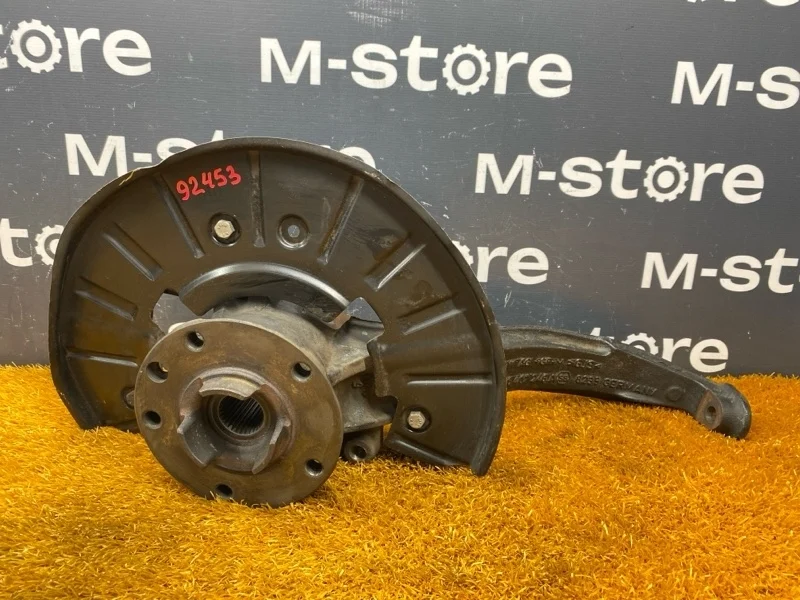 Ступица Volkswagen Touareg 2014 7P6407246A 7P CGRA, передняя правая