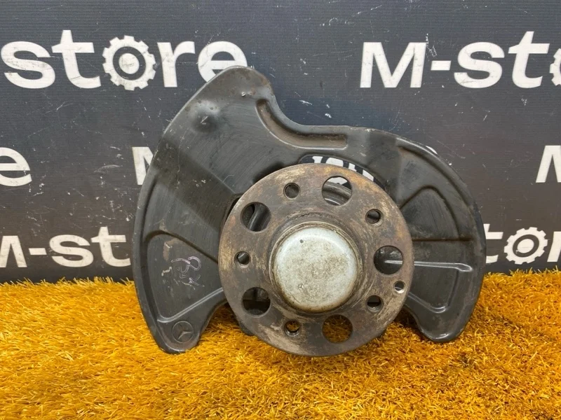 Ступица Mercedes-Benz Clk-Class 2004 A2093320001 W209 112.955, передняя левая