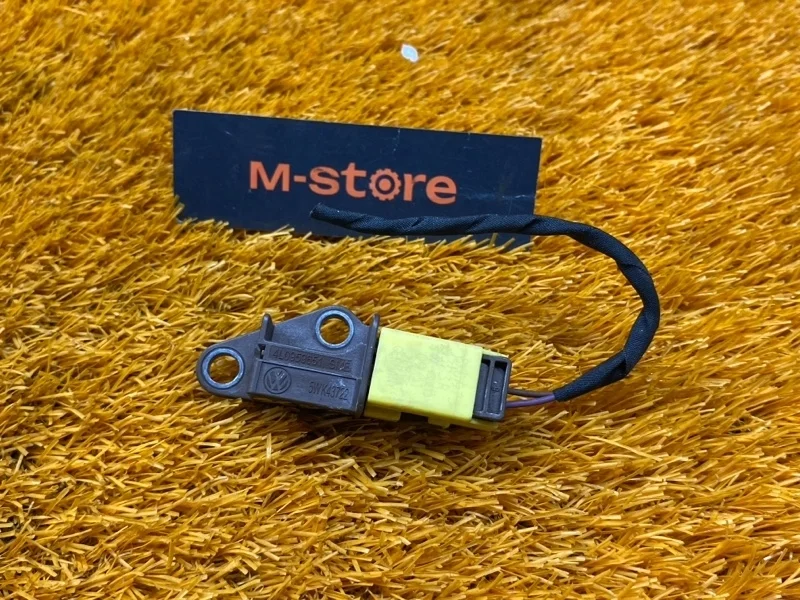 Датчик airbag ( удара) Audi Q7 2011 4L0959651 4LB CJT