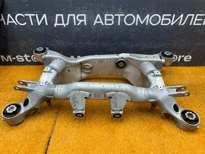 Балка поперечная (подрамник) BMW 7-Series 2008 33316779789 E65 N62B40A, задняя