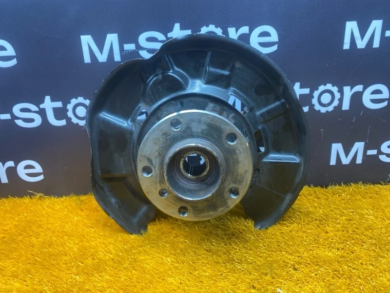 Кулак поворотный BMW 1-Series 2012 33326792515 F20 N13B16A, задний левый