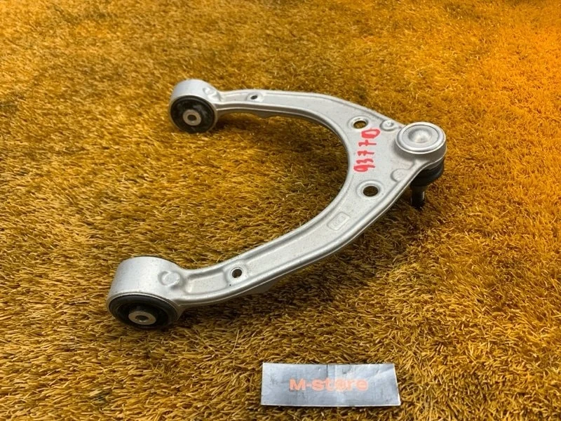 Рычаг подвески верхний Audi Q7 2011 7L8407021 4LB CJT, передний левый