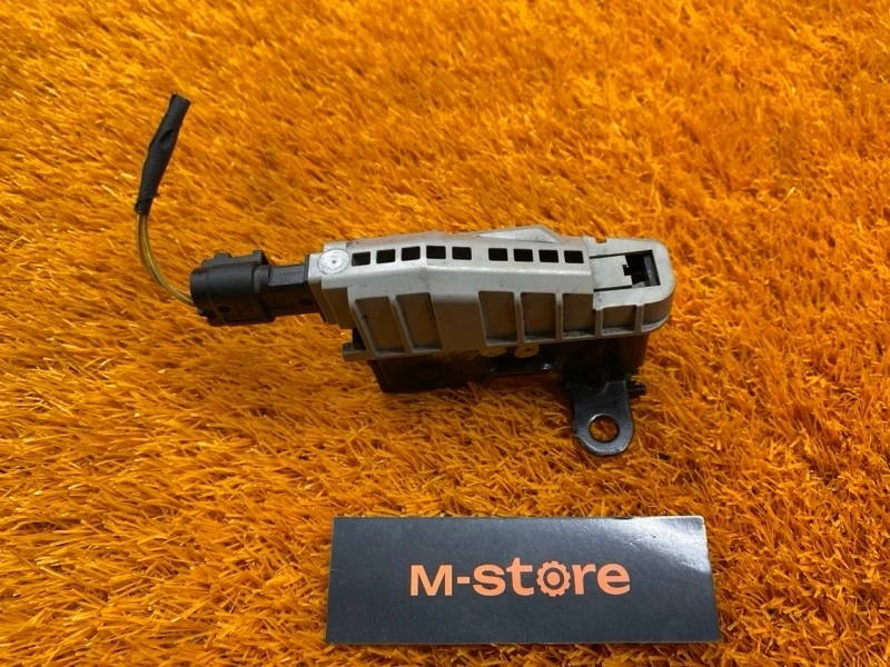 Замок капота Mercedes-Benz E-Class 2010 A2128800160 W212 642.850