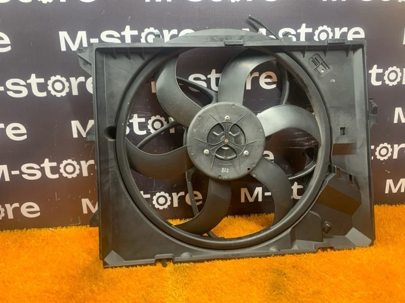 Вентилятор радиатора Bmw 3-Series 2005 17427523259 E90 N46B20B