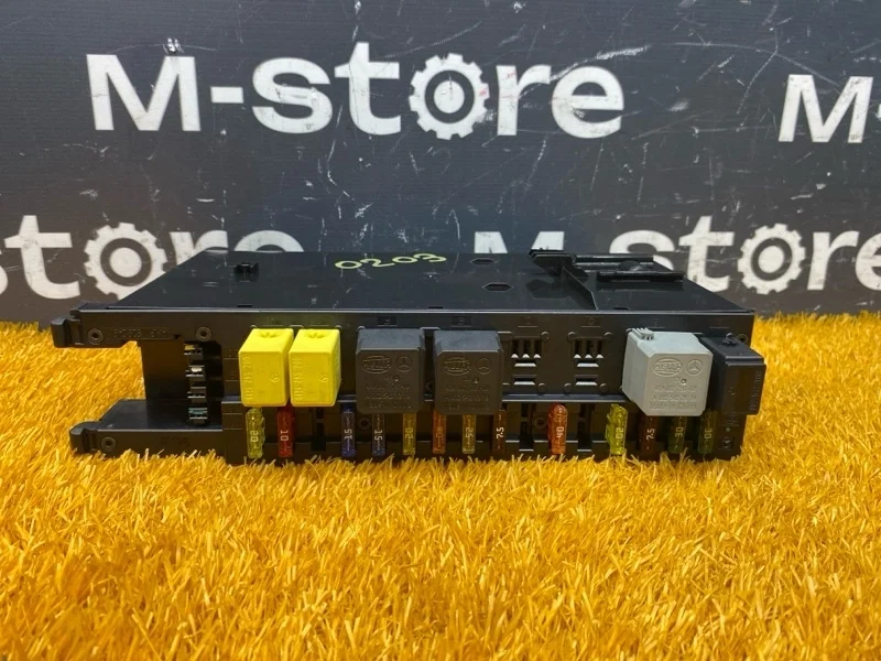 Блок предохранителей SAM Mercedes-Benz E-Class 2008 A2115459301 W211 272.922, задний