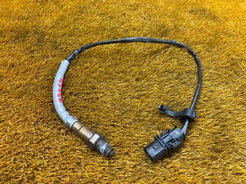 Датчик кислорода Audi Q3 2012 022906262AM 8U CPSA