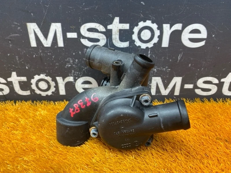 Термостат Porsche Cayenne 2005 022121121D 955 022Y