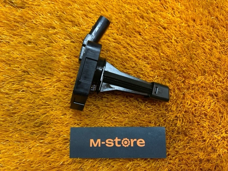 Датчик уровня масла Audi Q5 2010 03C907660H 8R CDN