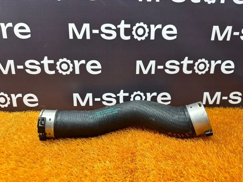 Патрубок интеркулера Bmw 5-Series 2012 13717612095 F10 N20B20B