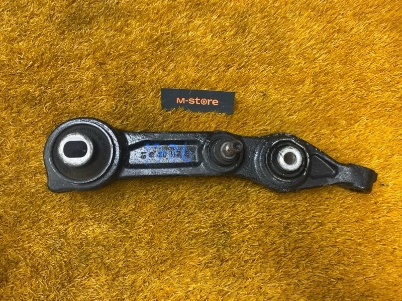 Рычаг подвески нижний Mercedes-Benz Cls-Class 2005 A2113308207 W219 113.967, передний правый