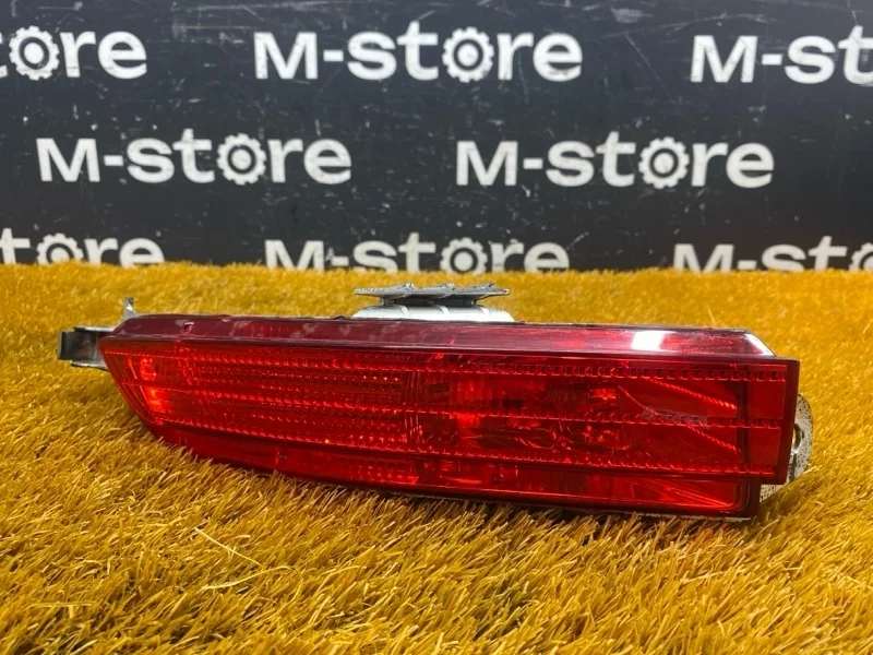 Фонарь в бампер Volkswagen Touareg 2011 7P6945701F 7P CGRA, левый