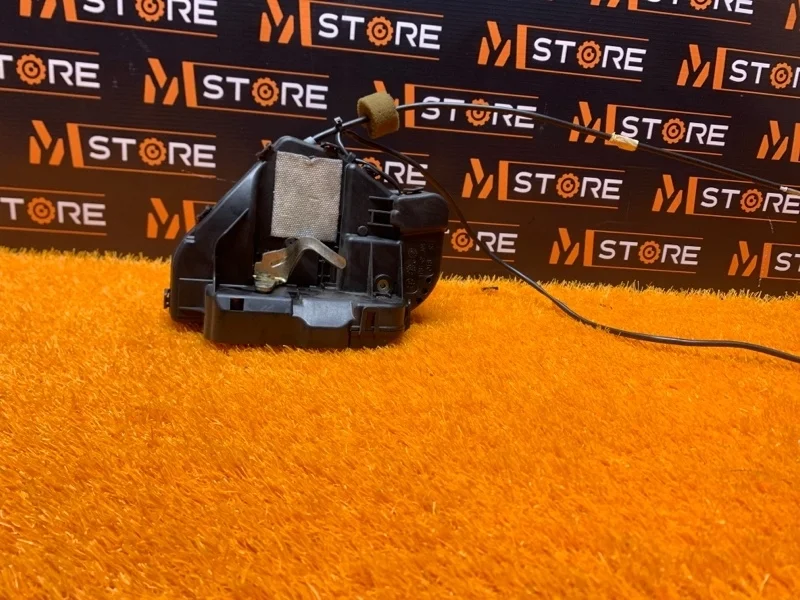 Замок двери Mercedes-Benz E-Class 2002 A2117300635 W211 112.949, задний правый