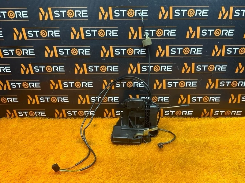 Замок двери Mercedes-Benz E-Class 2004 A2117300635 W211 112.913, задний правый