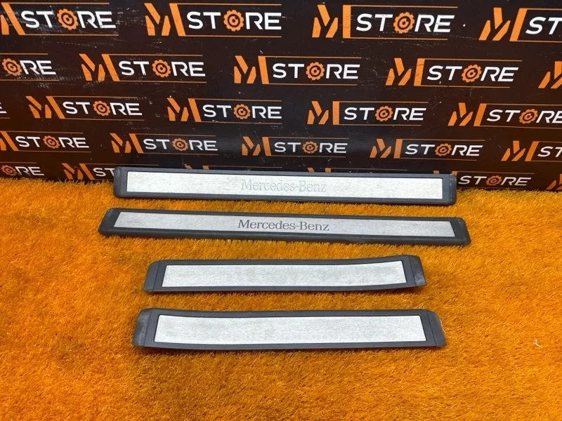 Накладка на порог салона Mercedes-Benz E-Class 2004 A2116801535 W211 112.913