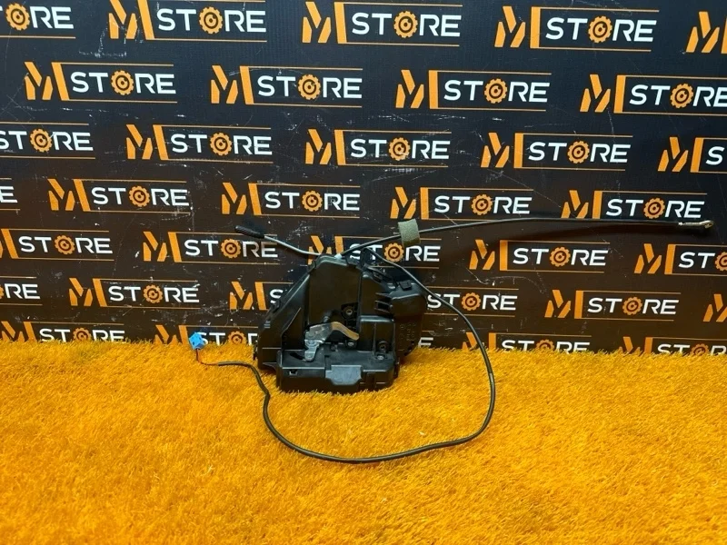 Замок двери Mercedes-Benz E-Class 2007 A2117300635 W211 272.943, задний правый