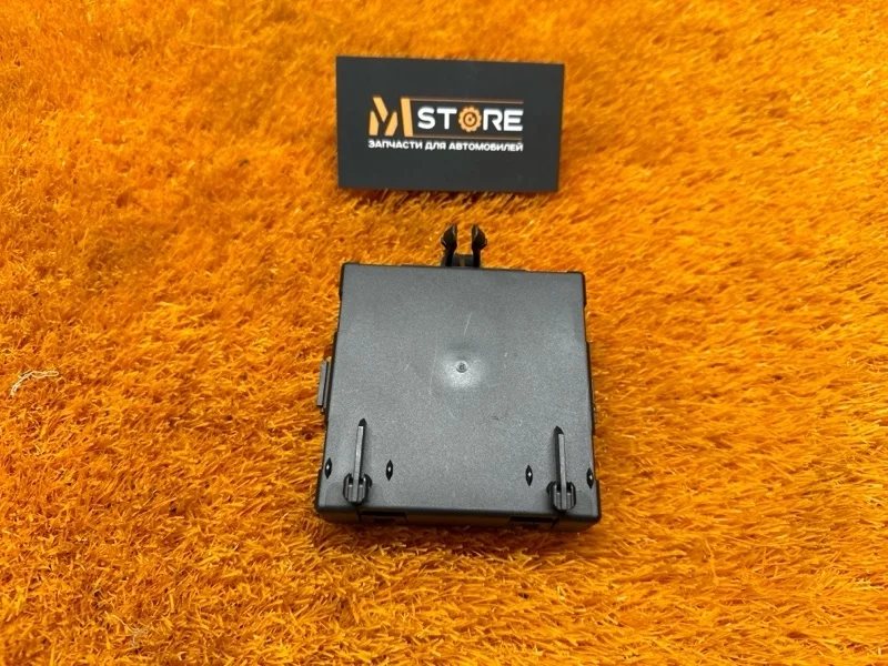 Блок управления дверью Mercedes-Benz E-Class 2010 A2129004202 C207 271.860, передний левый